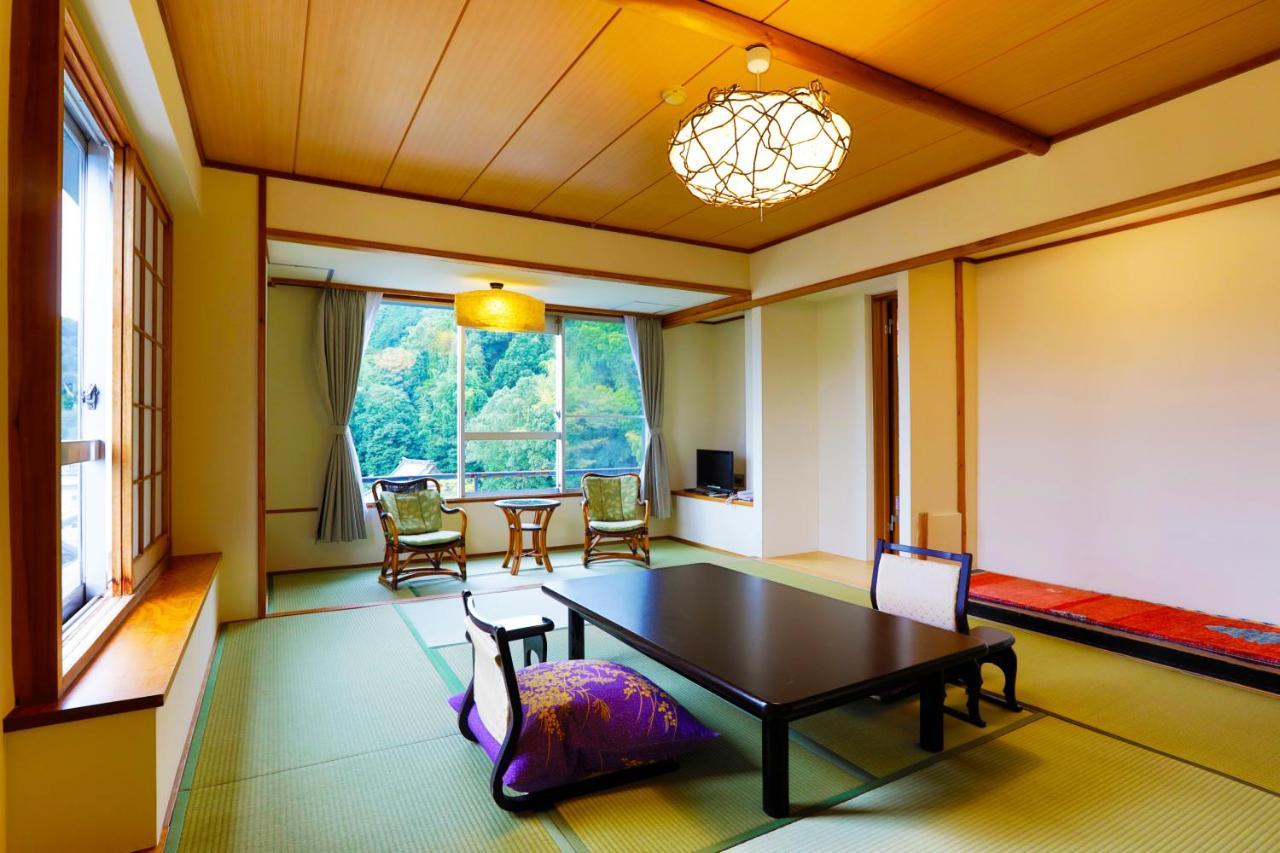 Hotel Rakuzan Yasuda à Izunokuni Extérieur photo